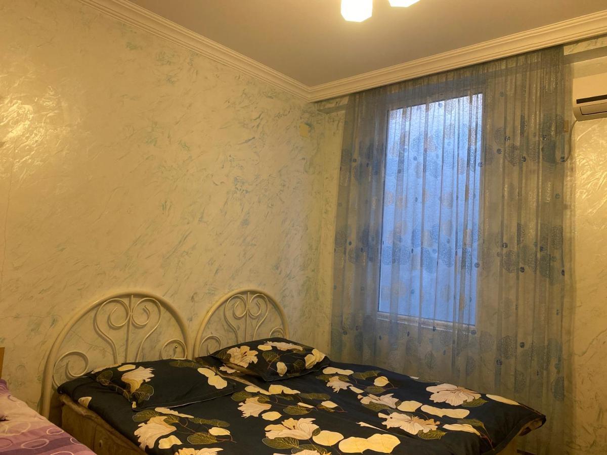 Merab House Batoumi Extérieur photo